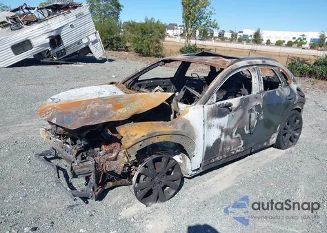 2024 Mazda Cx-30 2.5 S Carbon Edition from USA, damaged, VIN 3MVDMBCM6RM632039